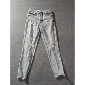 Tinseltown Jeans Womens Sz 5 Light Wash Distressed Mushroom Embroidered Raw Hem